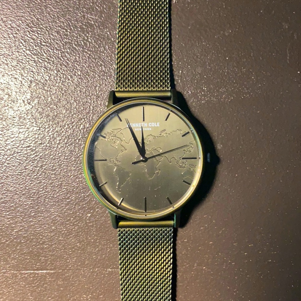 Kenneth Cole World Map Face Watch